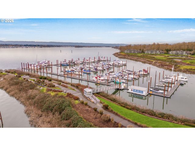 5841 Se COLUMBIA Way 104, Vancouver, WA 98661