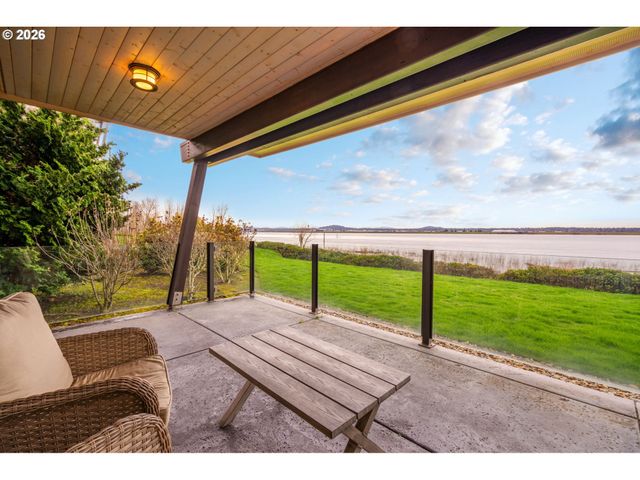 5841 Se COLUMBIA Way 104, Vancouver, WA 98661