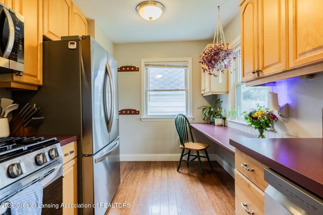 2014 Devonshire Avenue, Lansing, MI 48910