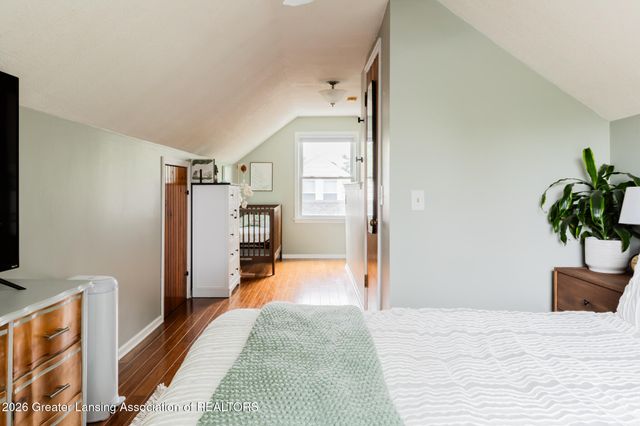 2014 Devonshire Avenue, Lansing, MI 48910