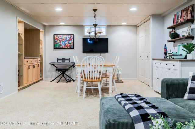 2014 Devonshire Avenue, Lansing, MI 48910
