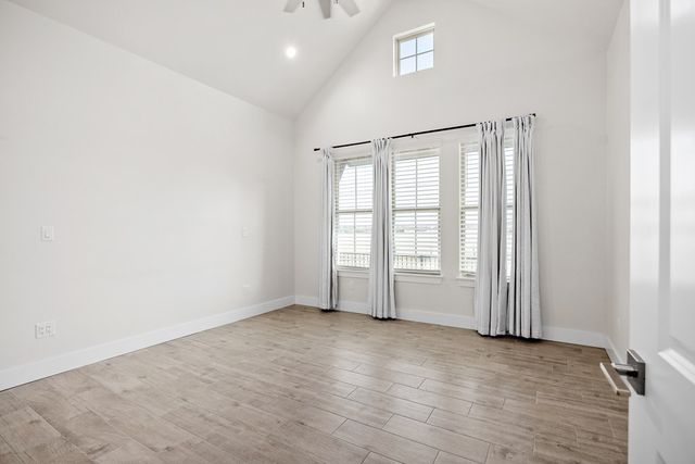 3200-22 Pinnacle Club Dr, Kerrville, TX 78028