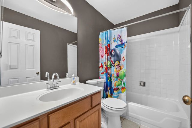 14053 S Lakeridge Drive, Plainfield, IL 60544