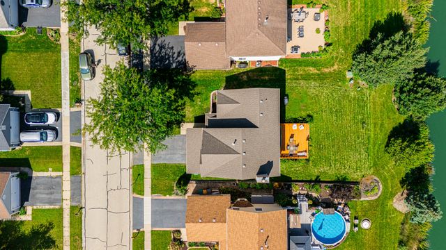14053 S Lakeridge Drive, Plainfield, IL 60544