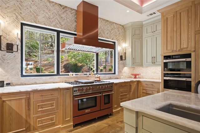 226 Long Ridge Road, Sunset, SC 29685
