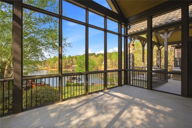 226 Long Ridge Road, Sunset, SC 29685