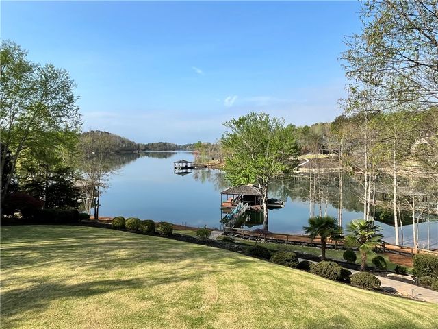 226 Long Ridge Road, Sunset, SC 29685