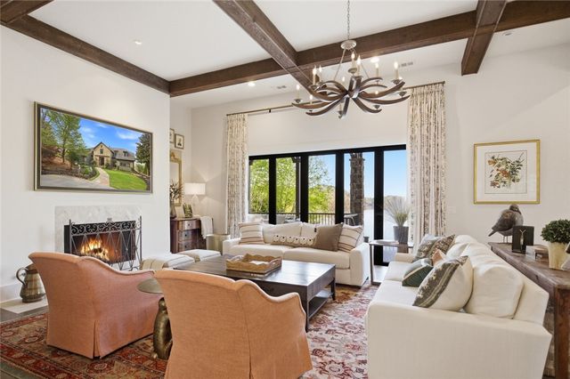 226 Long Ridge Road, Sunset, SC 29685