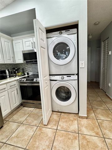 17679 SW 146th Ct, Miami, FL 33177