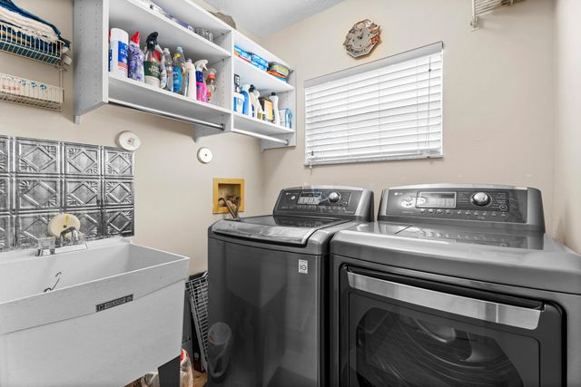 3342 Amsterdam Avenue, Cooper City, FL 33026