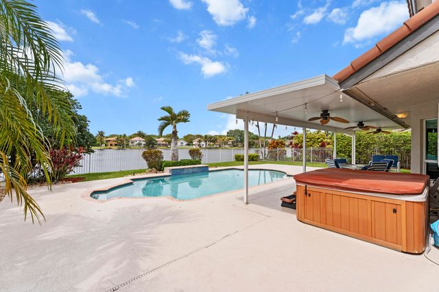 3342 Amsterdam Avenue, Cooper City, FL 33026