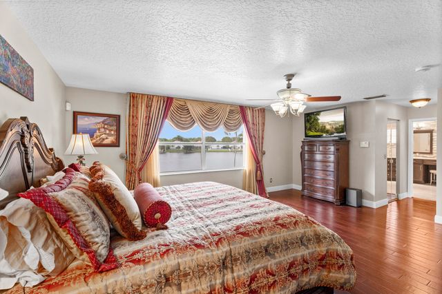 3342 Amsterdam Avenue, Cooper City, FL 33026