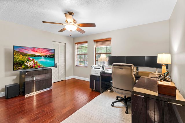 3342 Amsterdam Avenue, Cooper City, FL 33026