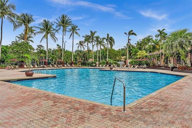 3342 Amsterdam Avenue, Cooper City, FL 33026