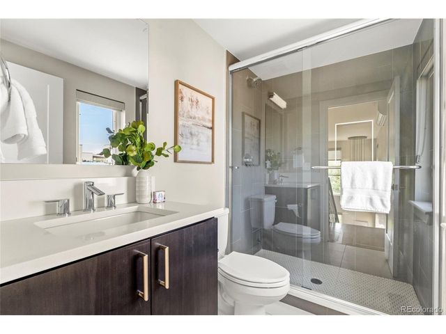 3123 Vallejo St, Denver, CO 80211