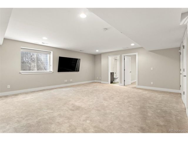 3123 Vallejo St, Denver, CO 80211