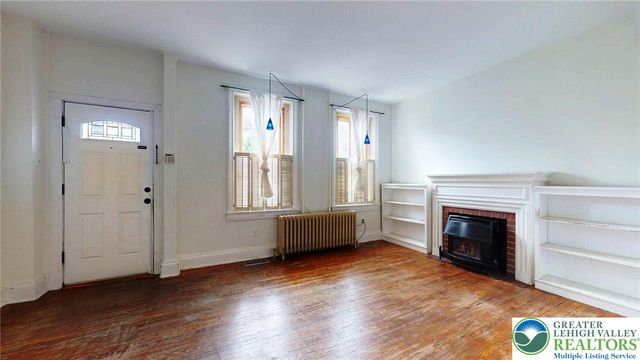 715 High Street, Bethlehem City, PA 18018