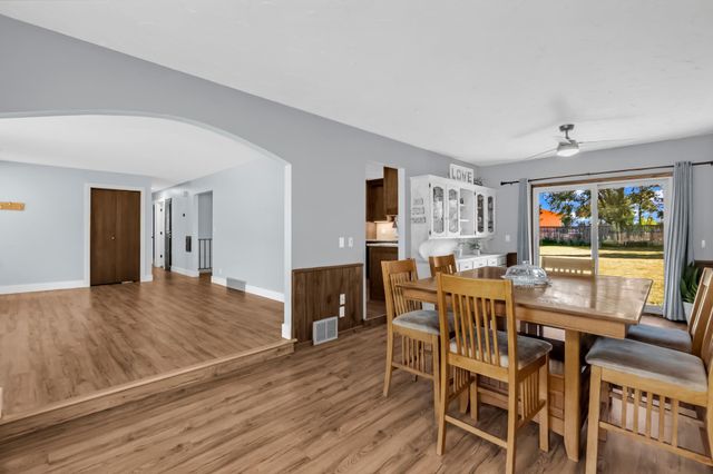 8440 208th Street W, Lakeville, MN 55044
