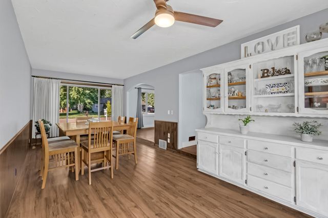 8440 208th Street W, Lakeville, MN 55044