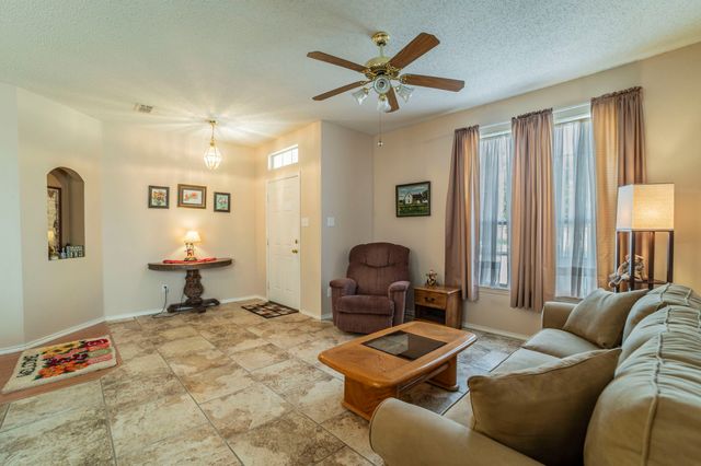 3011 Blacksmith Court, Grand Prairie, TX 75052