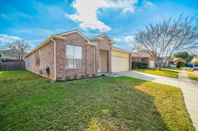 3011 Blacksmith Court, Grand Prairie, TX 75052
