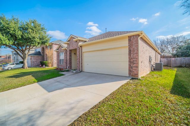 3011 Blacksmith Court, Grand Prairie, TX 75052