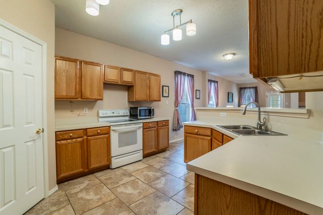 3011 Blacksmith Court, Grand Prairie, TX 75052