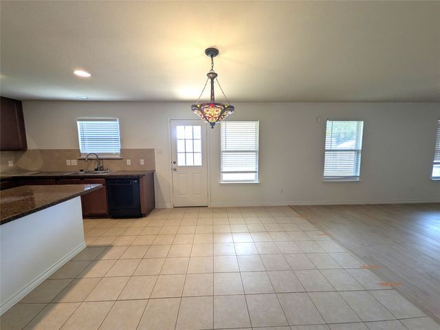 5760 Fountain Flat Drive, Fort Worth, TX 76244