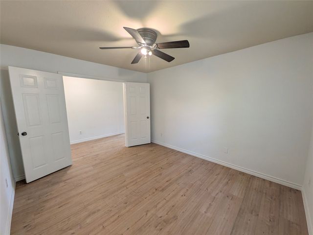 5760 Fountain Flat Drive, Fort Worth, TX 76244