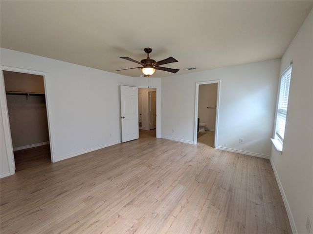 5760 Fountain Flat Drive, Fort Worth, TX 76244
