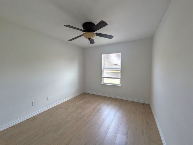 5760 Fountain Flat Drive, Fort Worth, TX 76244