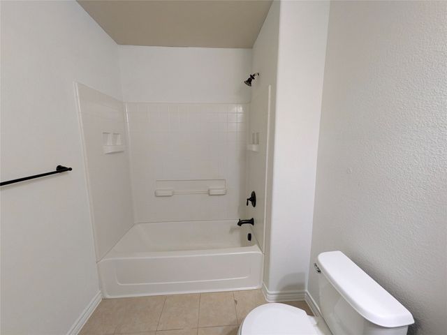 5760 Fountain Flat Drive, Fort Worth, TX 76244