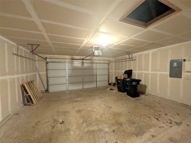 5760 Fountain Flat Drive, Fort Worth, TX 76244