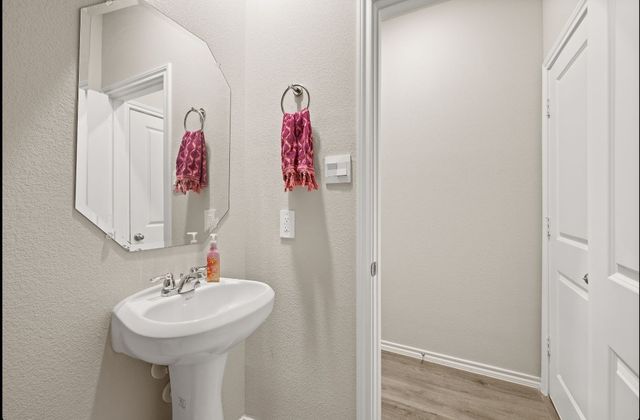 3210 Hampton Drive, Richland Hills, TX 76118