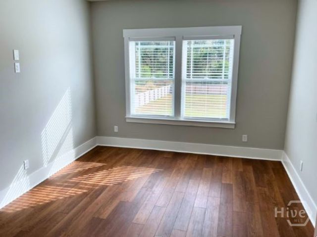 5432 La Roche Avenue, Savannah, GA 31406