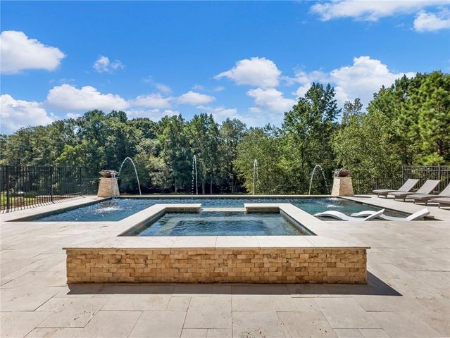 5921 Yoshino Cherry Lane, Braselton, GA 30517