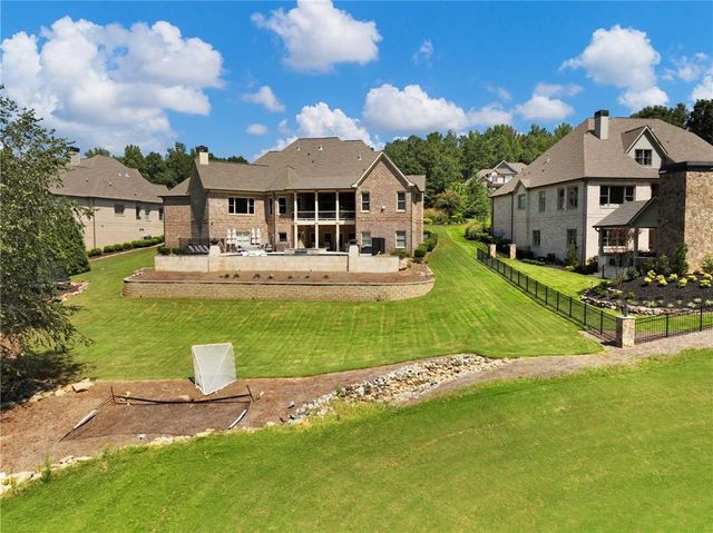 5921 Yoshino Cherry Lane, Braselton, GA 30517