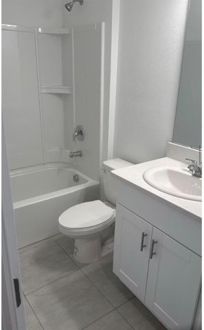 208 ACORN ROAD, Haines City, FL 33844