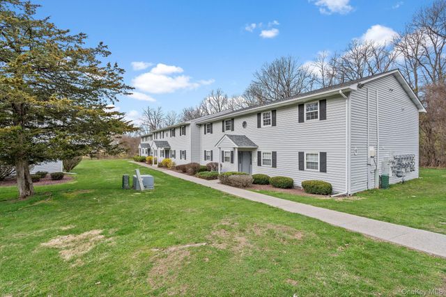 12 Field Court D, Fishkill, NY 12524