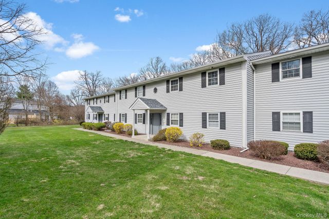 12 Field Court D, Fishkill, NY 12524