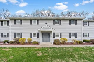 12 Field Court D, Fishkill, NY 12524