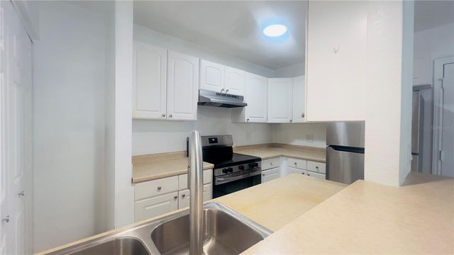 5301 40TH STREET N, St Petersburg, FL 33714