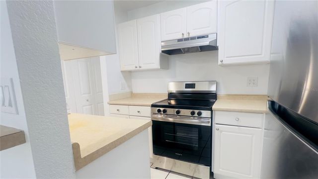 5301 40TH STREET N, St Petersburg, FL 33714