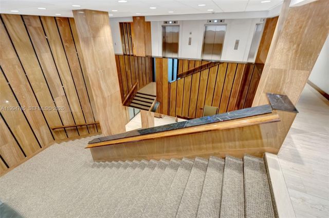 2333 Brickell Ave 305, Miami, FL 33129