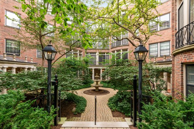 946 Michigan Avenue 3C, Evanston, IL 60202
