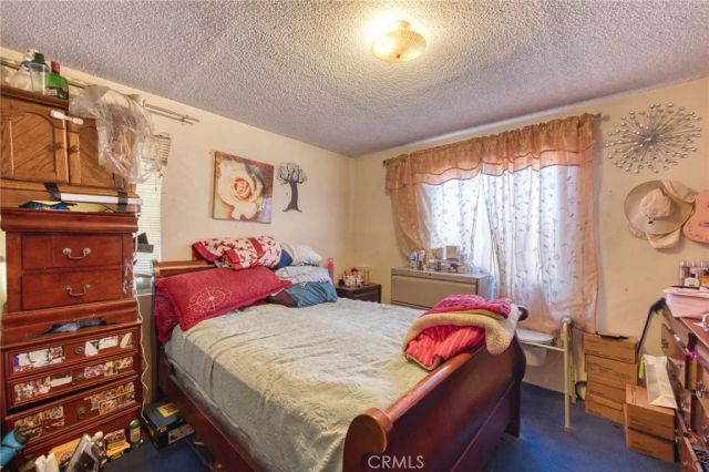 9621 Defiance Avenue, Los Angeles, CA 90002