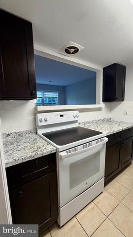 9798 HAGEL CIR, Lorton, VA 22079