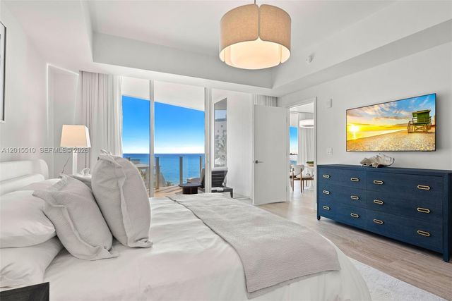 525 N Fort Lauderdale Beach Blvd 702, Fort Lauderdale, FL 33304