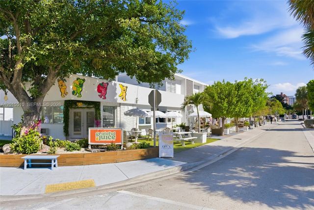 525 N Fort Lauderdale Beach Blvd 702, Fort Lauderdale, FL 33304