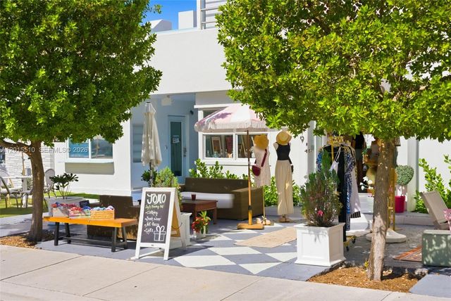 525 N Fort Lauderdale Beach Blvd 702, Fort Lauderdale, FL 33304